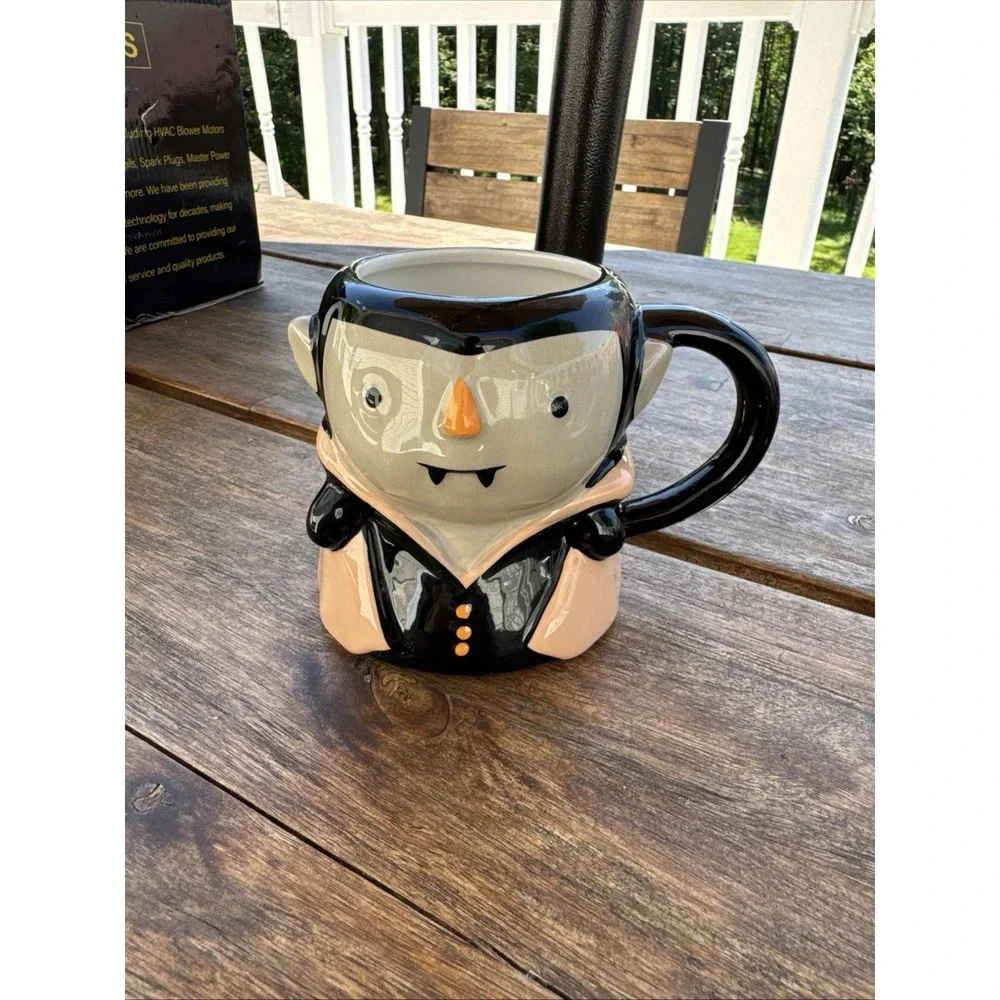 HYDE and EEK! Halloween Stoneware Mug
